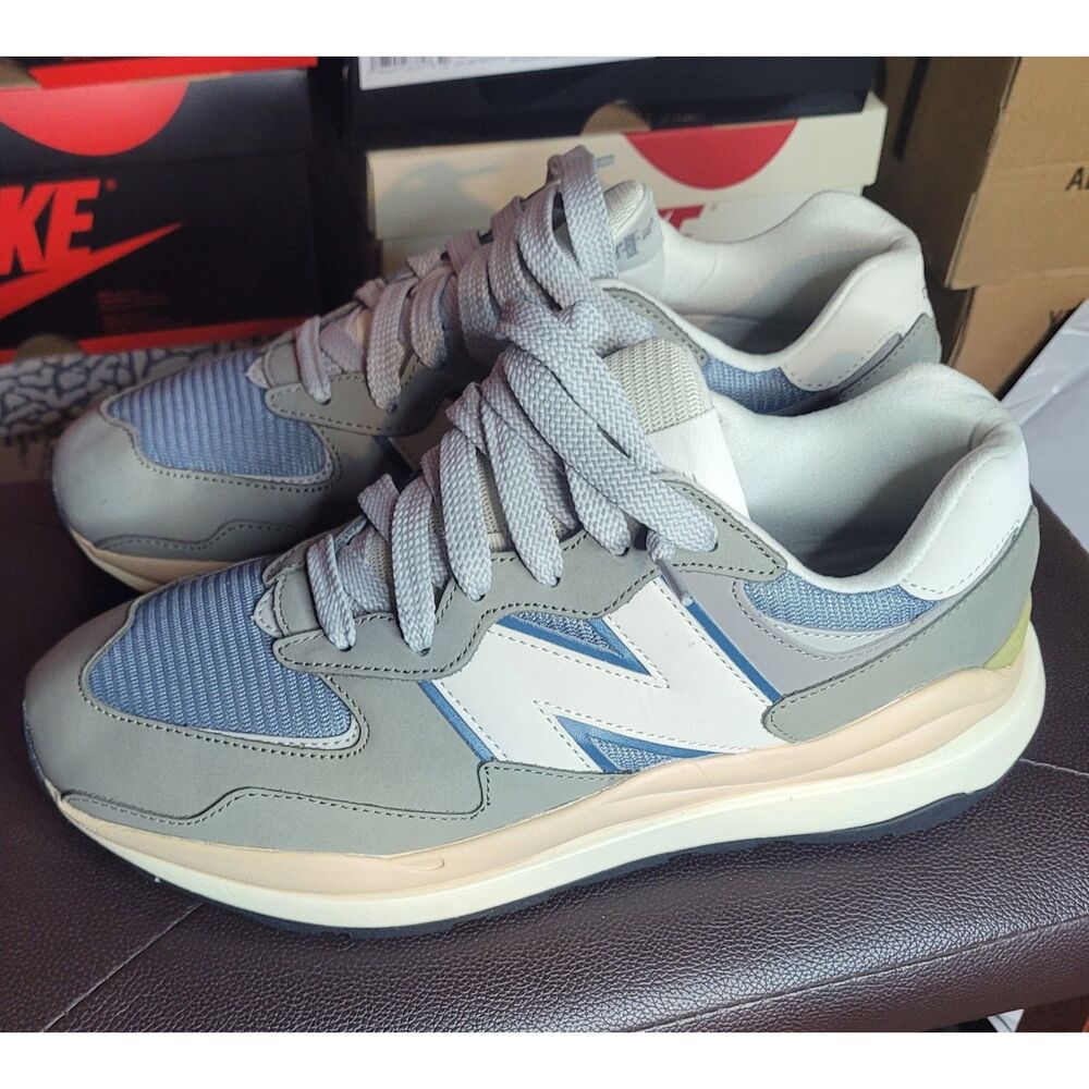 New Balance 574 M5740LLG Men's Size 10 Grey Blue Running Shoes Sneakers NWB